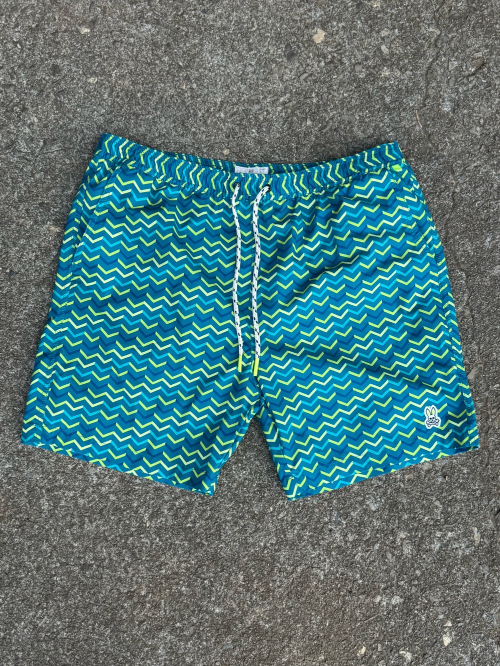 NWOT Psycho Bunny Teal & Lime Zigzag Men's Swim Trunks